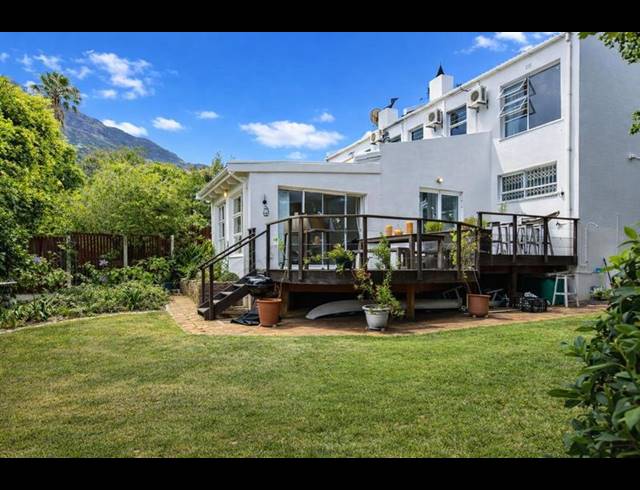 3 BEDROOM TOWNHOUSE FOR SALE IN HOUT BAY CENTRAL